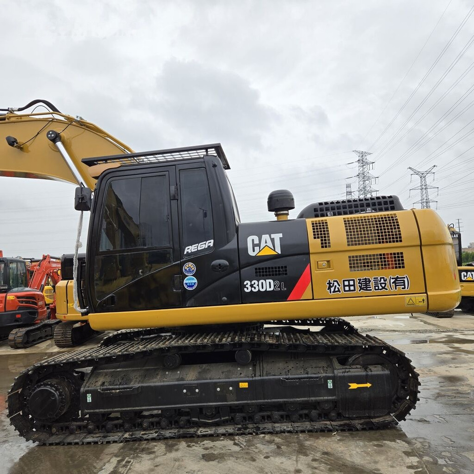 Caterpillar 330D2 - Ekskavator me zinxhirë: foto 1 Caterpillar 330D2 - Ekskavator me zinxhirë: foto 1