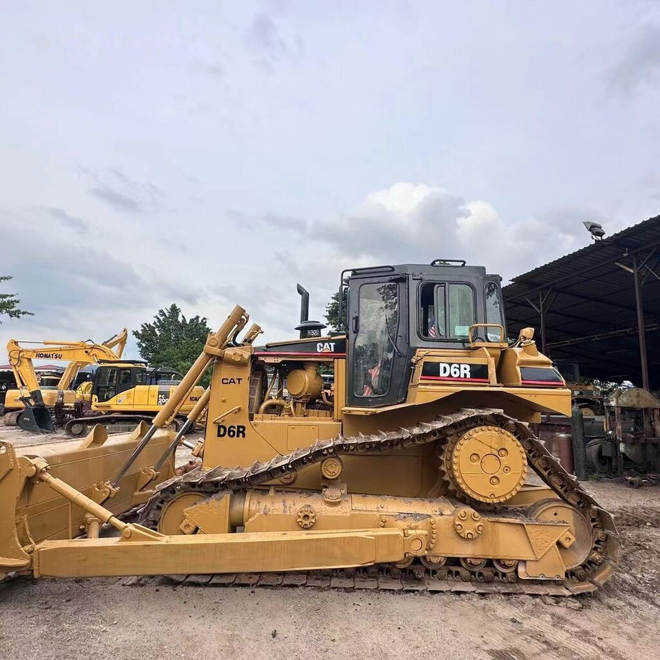 Caterpillar D 6 R - Buldozer: foto 1 Caterpillar D 6 R - Buldozer: foto 1