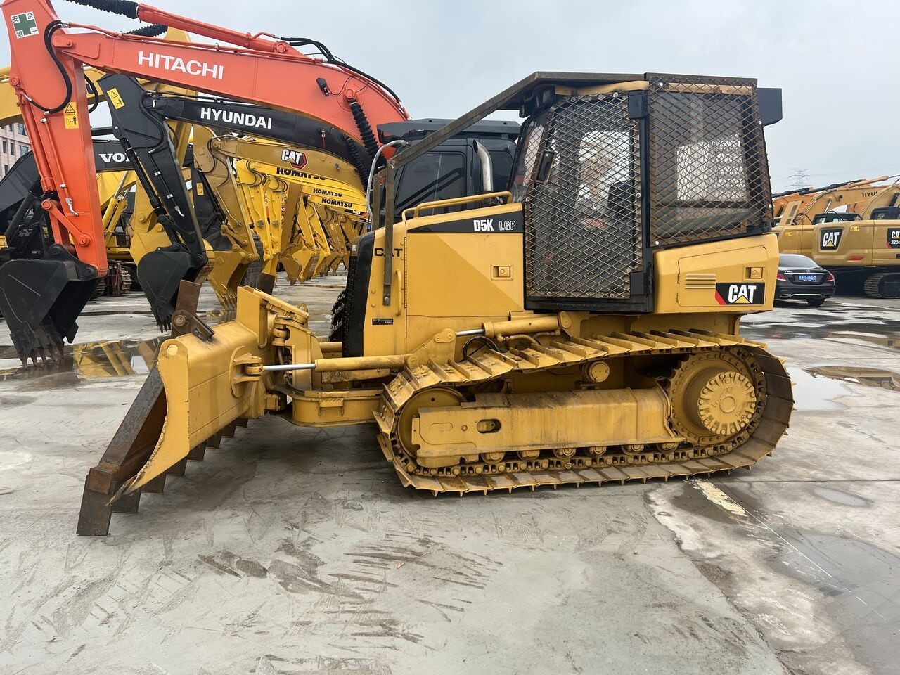 Caterpillar D5K - Buldozer: foto 1 Caterpillar D5K - Buldozer: foto 1