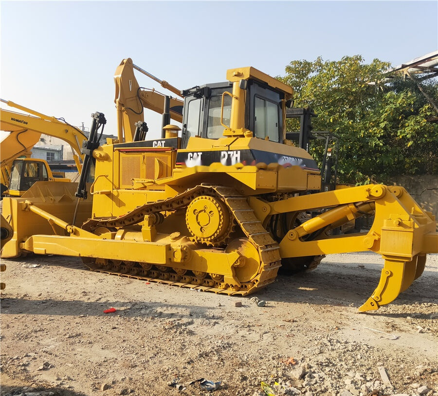 Caterpillar D7H - Buldozer: foto 1 Caterpillar D7H - Buldozer: foto 1