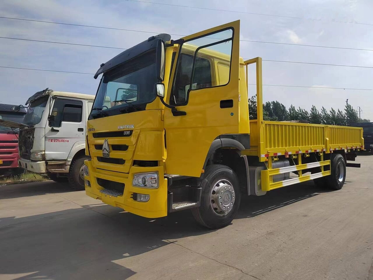 Sinotruk Howo - Gjysmë-kamion: foto 2 Sinotruk Howo - Gjysmë-kamion: foto 2