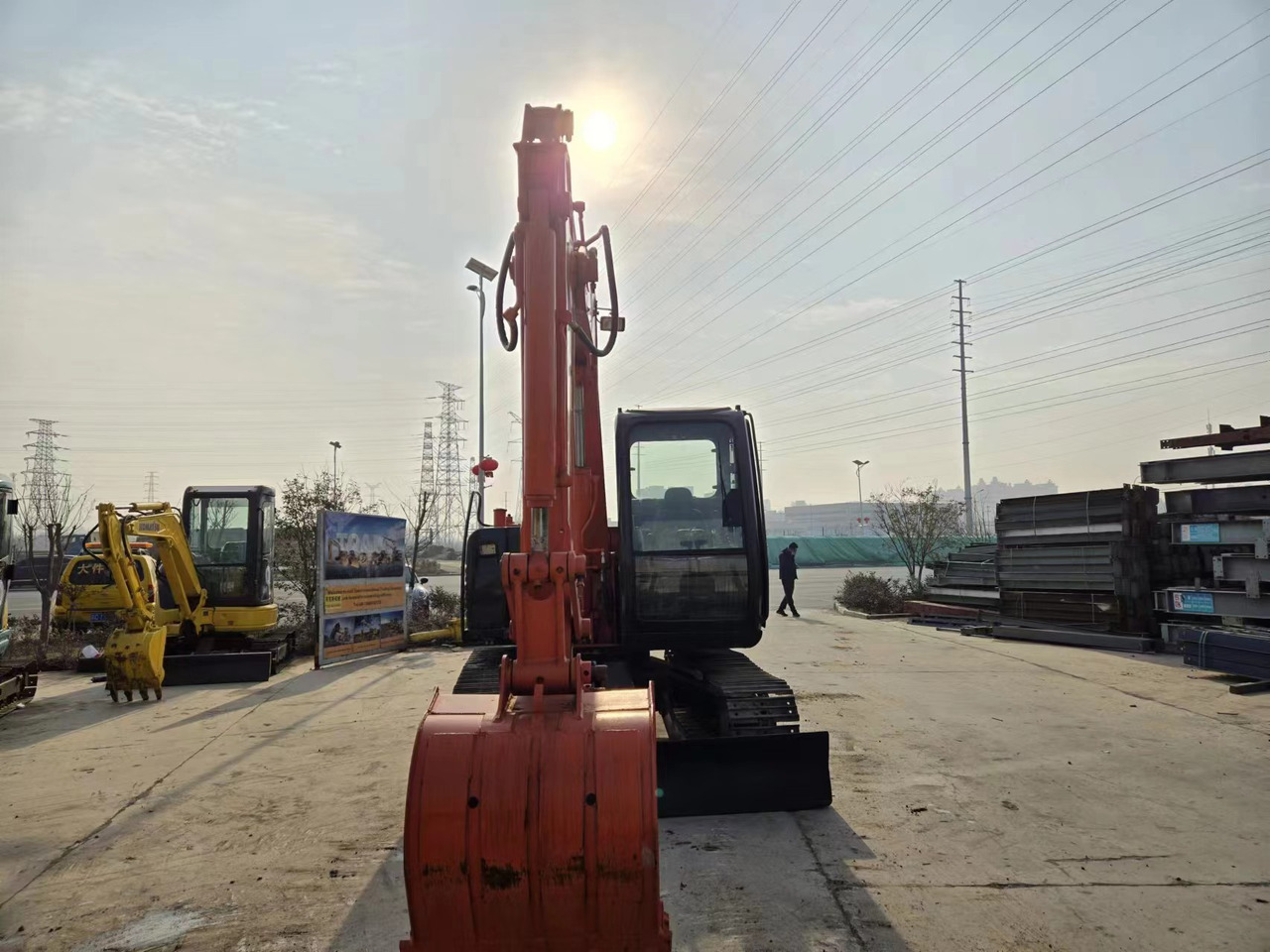 Miniekskavator HITACHI ZX60: foto 7 Miniekskavator HITACHI ZX60: foto 7