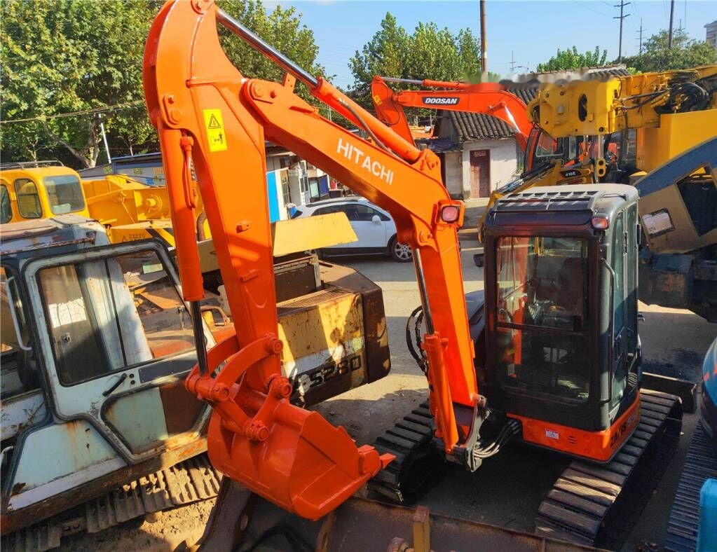 Hitachi ZX55UR - Miniekskavator: foto 3 Hitachi ZX55UR - Miniekskavator: foto 3