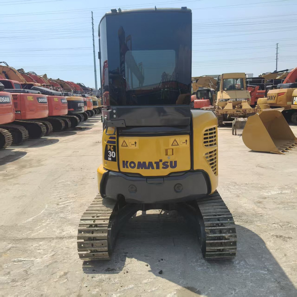 KOMATSU PC30 - Miniekskavator: foto 4 KOMATSU PC30 - Miniekskavator: foto 4