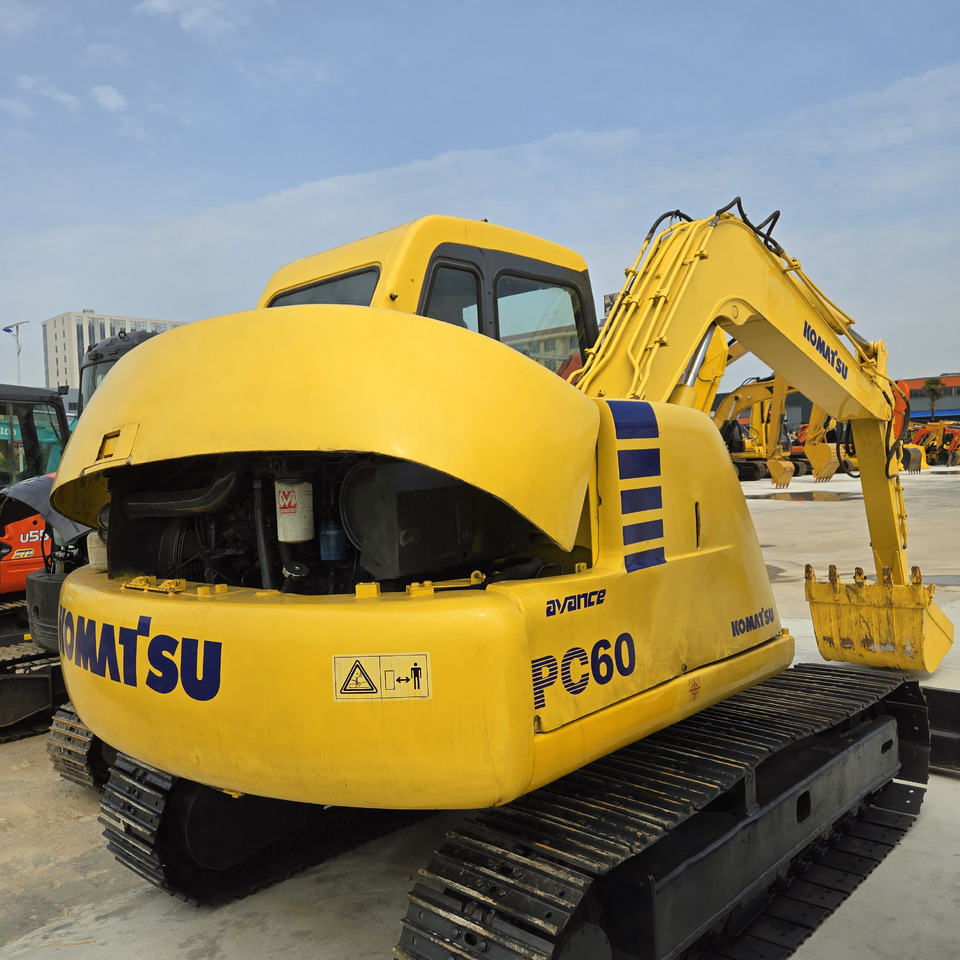 KOMATSU PC60 - Miniekskavator: foto 1 KOMATSU PC60 - Miniekskavator: foto 1