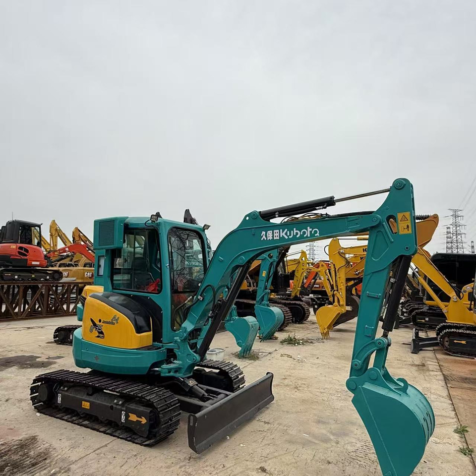 KUBOTA U35 - Miniekskavator: foto 1 KUBOTA U35 - Miniekskavator: foto 1