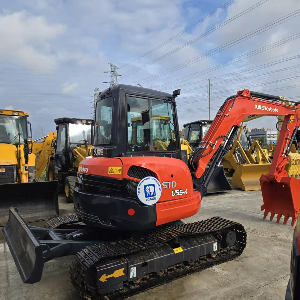 KUBOTA U55-4 - Miniekskavator: foto 4 KUBOTA U55-4 - Miniekskavator: foto 4