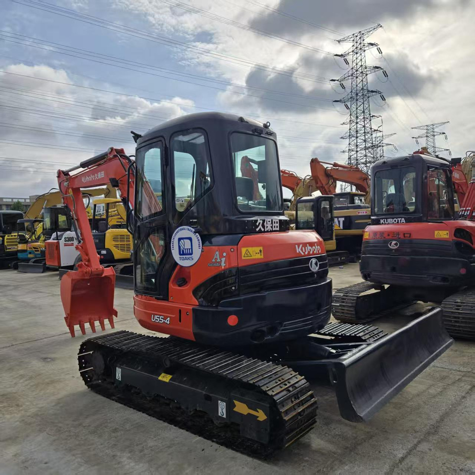 KUBOTA U55-4 - Miniekskavator: foto 2 KUBOTA U55-4 - Miniekskavator: foto 2