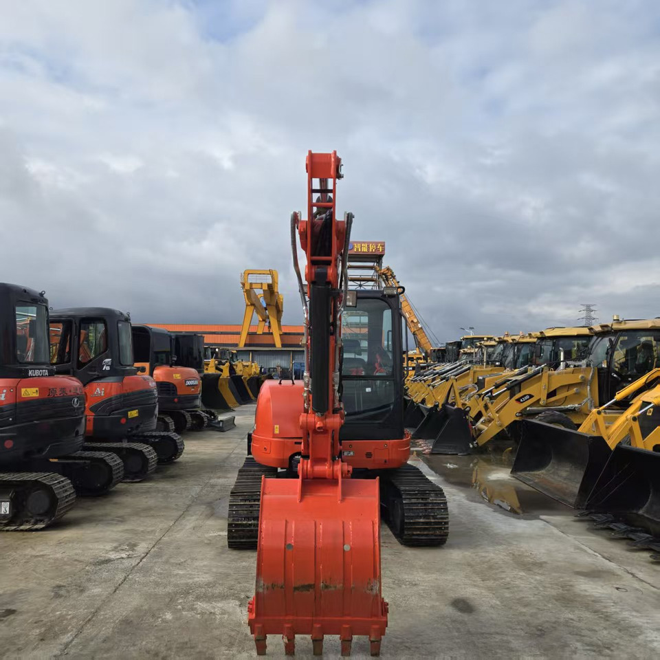 KUBOTA U55 - Miniekskavator: foto 5 KUBOTA U55 - Miniekskavator: foto 5