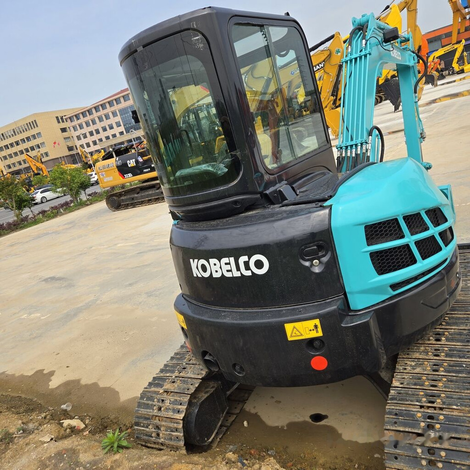 Kobelco SK55SR - Miniekskavator: foto 4 Kobelco SK55SR - Miniekskavator: foto 4