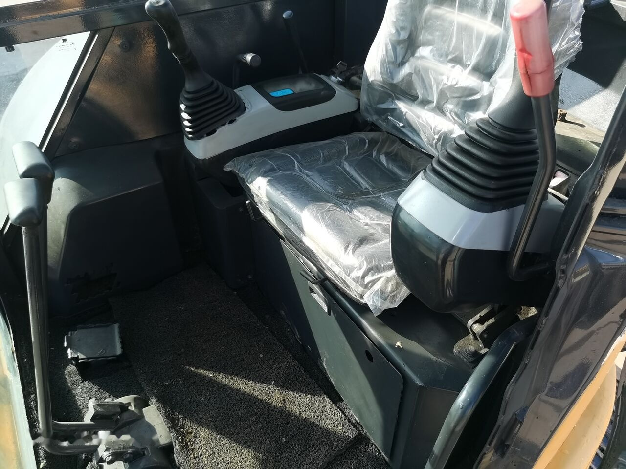 Komatsu PC40 - Miniekskavator: foto 3 Komatsu PC40 - Miniekskavator: foto 3