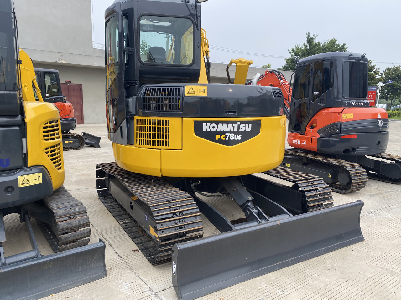 Komatsu PC78US - Miniekskavator: foto 4 Komatsu PC78US - Miniekskavator: foto 4