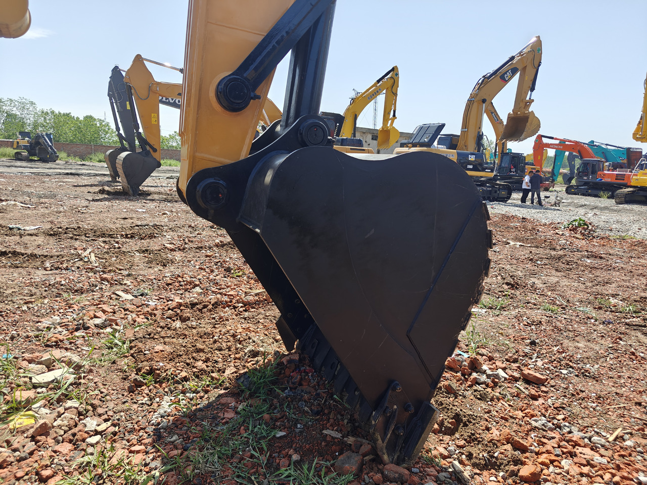 SANY SY335H - Ekskavator me zinxhirë: foto 2 SANY SY335H - Ekskavator me zinxhirë: foto 2