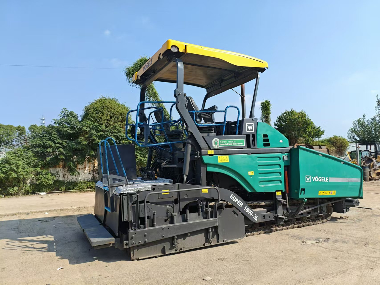 VOGELE 1800-3L - Shtrues asfalti: foto 3 VOGELE 1800-3L - Shtrues asfalti: foto 3