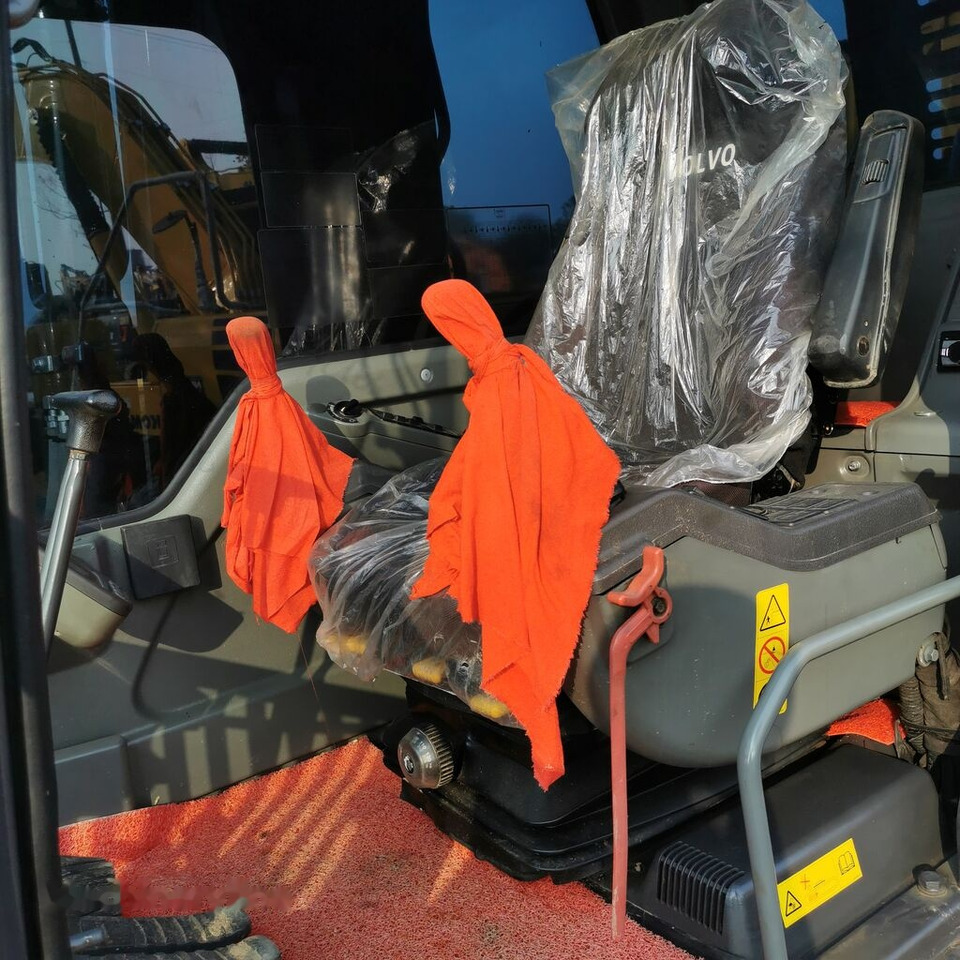 Ekskavator me zinxhirë Volvo EC210: foto 8