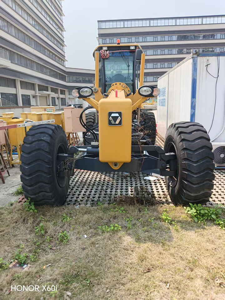 XCMG GR1653 - Makinë niveluese: foto 2 XCMG GR1653 - Makinë niveluese: foto 2