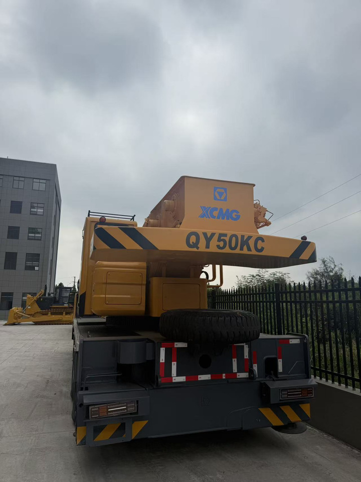 XCMG QY50KC - Kamion me vinç: foto 4 XCMG QY50KC - Kamion me vinç: foto 4