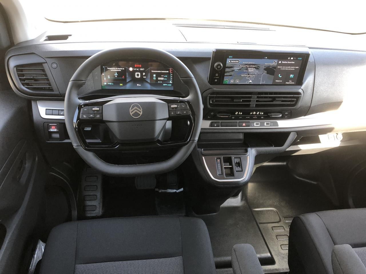 CITROEN Jumpy XL 2.0 BlueHDi - 180 S&S - BV EAT8 III CABINE APPROFONDIE Cabine approfondie Fixe PHASE 2 - Furgon: foto 4 CITROEN Jumpy XL 2.0 BlueHDi - 180 S&S - BV EAT8 III CABINE APPROFONDIE Cabine approfondie Fixe PHASE 2 - Furgon: foto 4