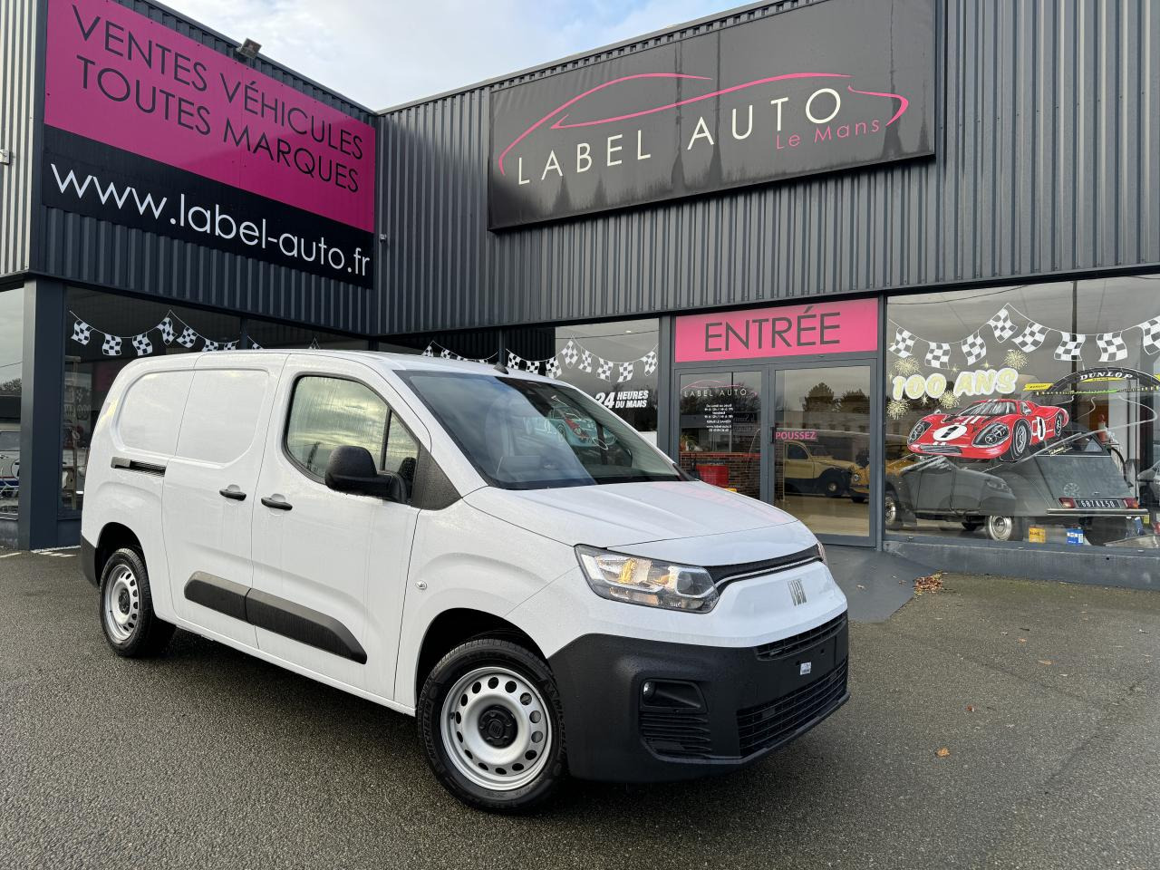 FIAT Doblo XL 950KG 1.5 BlueHDi S&S - 130 - BV EAT8 III FOURGON Fourgon XL PHASE 2 - Furgon: foto 1 FIAT Doblo XL 950KG 1.5 BlueHDi S&S - 130 - BV EAT8 III FOURGON Fourgon XL PHASE 2 - Furgon: foto 1
