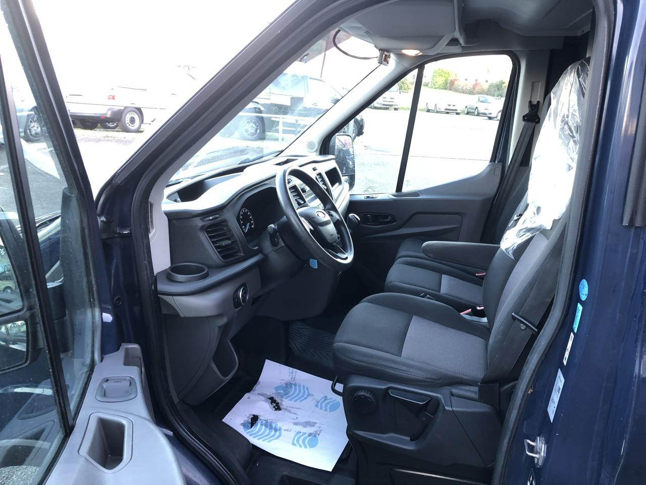 FORD Transit 350 L3H2 2.0 EcoBlue 130ch Frigorifique Ambiente - Furgon: foto 4 FORD Transit 350 L3H2 2.0 EcoBlue 130ch Frigorifique Ambiente - Furgon: foto 4