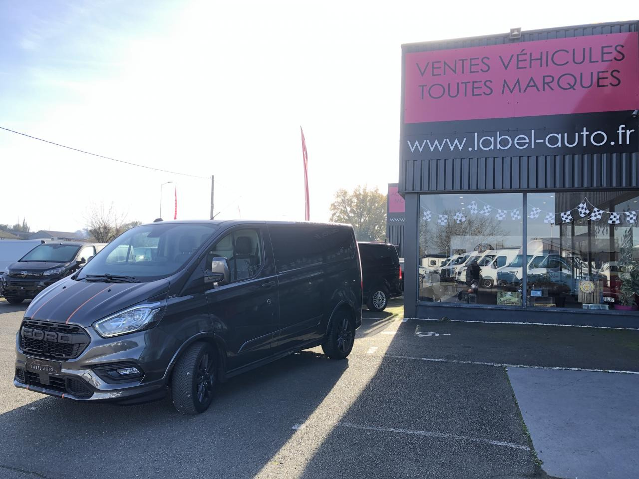 FORD Transit Custom 2.0 TDCi - 170 - BVA S&S TRANSIT CUSTOM FOURGON Fourgon 290 L1H1 Sport PHASE 2 - Furgon: foto 5 FORD Transit Custom 2.0 TDCi - 170 - BVA S&S TRANSIT CUSTOM FOURGON Fourgon 290 L1H1 Sport PHASE 2 - Furgon: foto 5