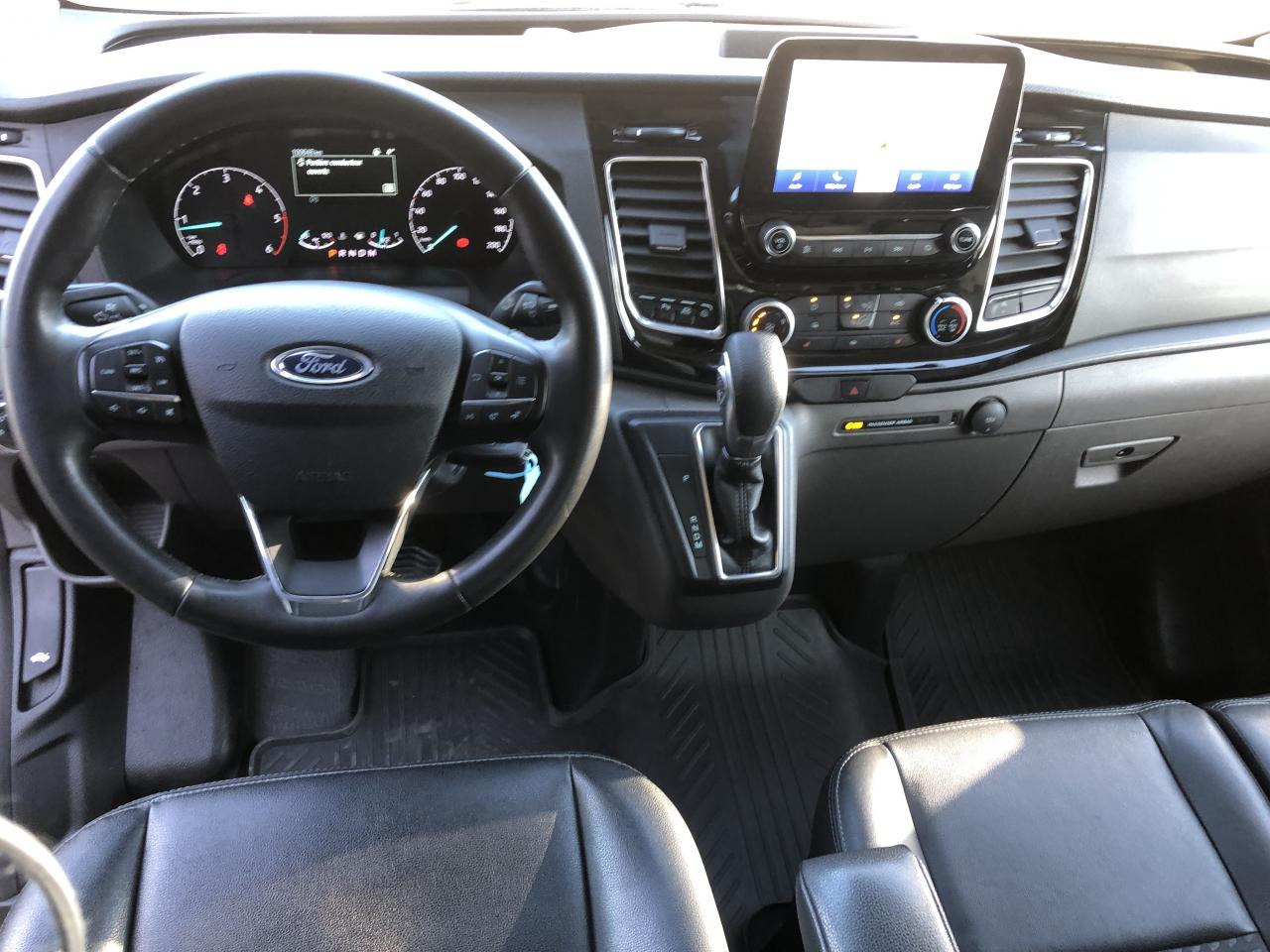 FORD Transit Custom 2.0 TDCi - 170 - BVA S&S TRANSIT CUSTOM FOURGON Fourgon 290 L1H1 Sport PHASE 2 - Furgon: foto 3 FORD Transit Custom 2.0 TDCi - 170 - BVA S&S TRANSIT CUSTOM FOURGON Fourgon 290 L1H1 Sport PHASE 2 - Furgon: foto 3