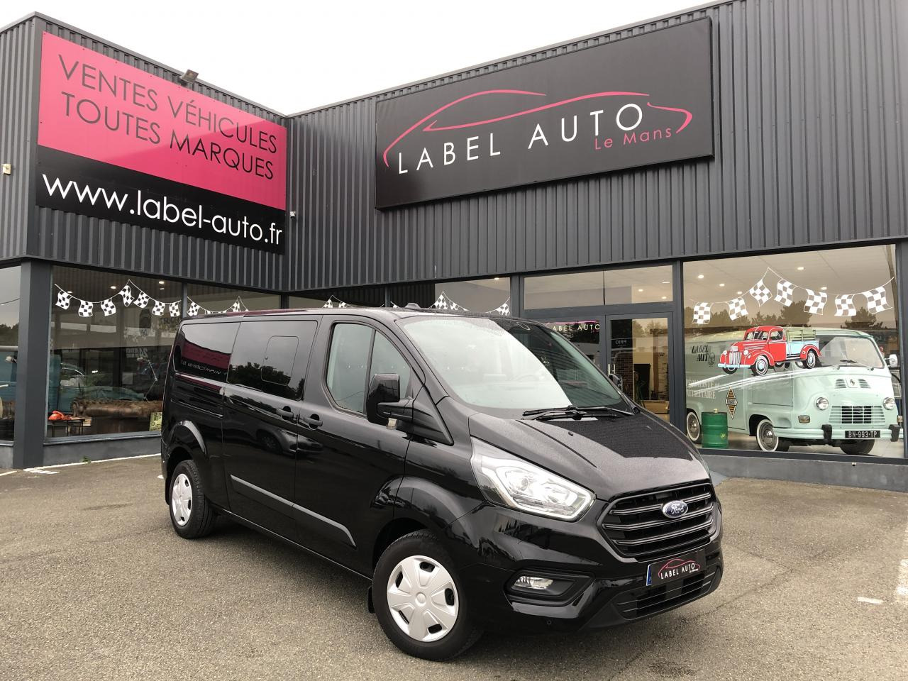 FORD transit custom kombi Transit Custom 2.0 EcoBlue 130 ch BVA S&S combi 9 places 320 L2H1 Trend Business - Furgon pasagjerësh: foto 5 FORD transit custom kombi Transit Custom 2.0 EcoBlue 130 ch BVA S&S combi 9 places 320 L2H1 Trend Business - Furgon pasagjerësh: foto 5
