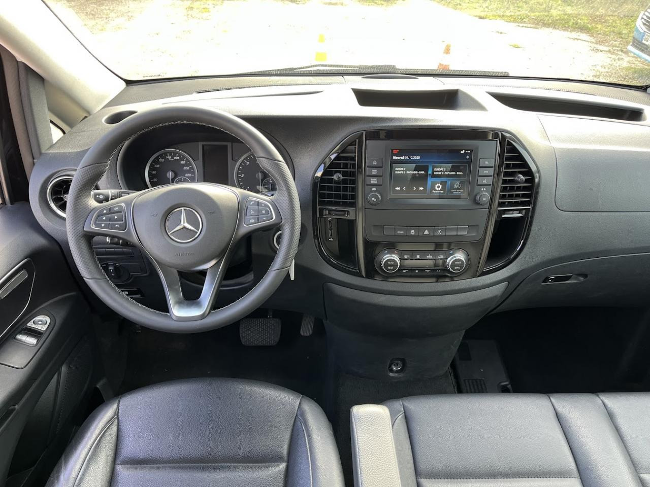 MERCEDES Vito Tourer Extra Long 3.2t 114 CDI BlueEfficiency - BVA 9G-Tronic TOURER - BM 447 Extra Long First - Furgon pasagjerësh: foto 3 MERCEDES Vito Tourer Extra Long 3.2t 114 CDI BlueEfficiency - BVA 9G-Tronic TOURER - BM 447 Extra Long First - Furgon pasagjerësh: foto 3