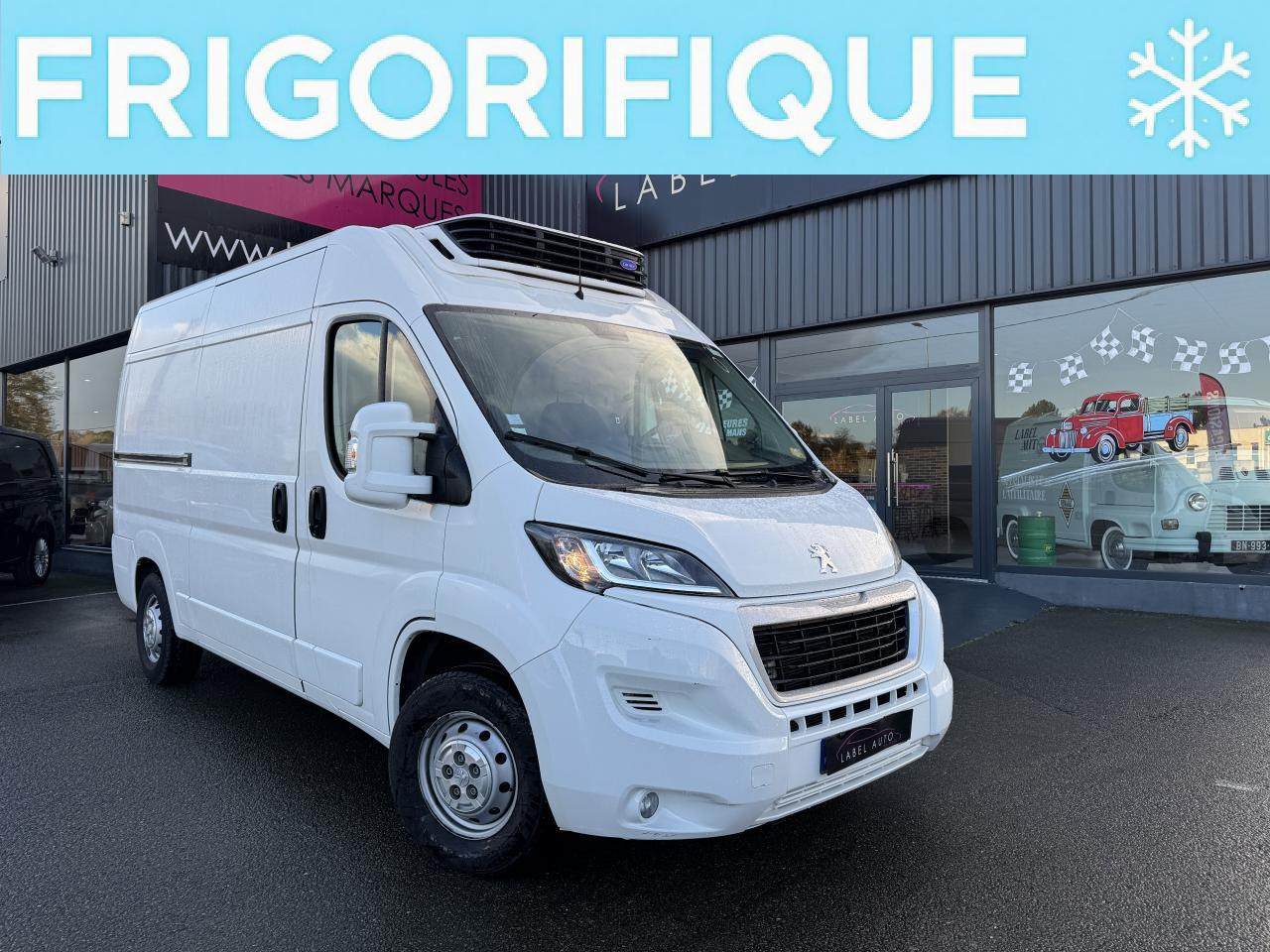 PEUGEOT Boxer Asphalt 330 L2H2 2.2 BlueHDi S&S - 140 ch Fourgon Tolé Frigorifique - Furgon: foto 1 PEUGEOT Boxer Asphalt 330 L2H2 2.2 BlueHDi S&S - 140 ch Fourgon Tolé Frigorifique - Furgon: foto 1