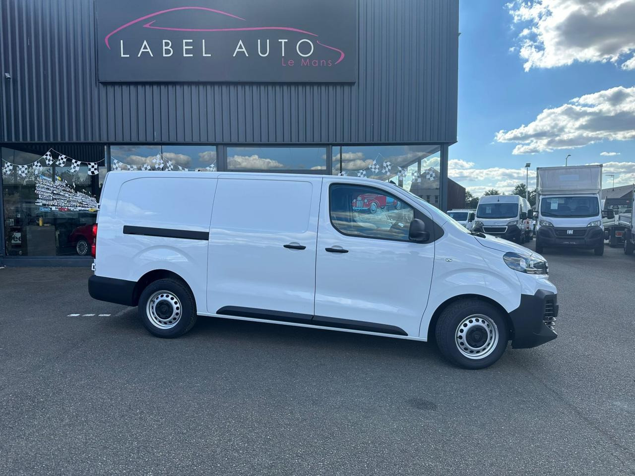 PEUGEOT Expert XL 2.0 BlueHDi 145CH - Furgon: foto 4 PEUGEOT Expert XL 2.0 BlueHDi 145CH - Furgon: foto 4