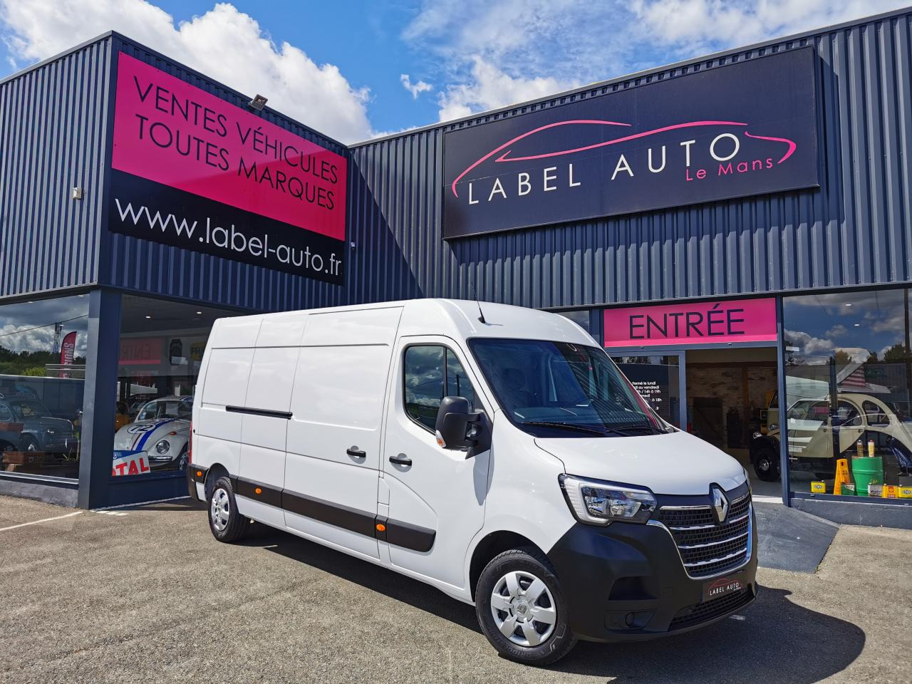RENAULT Master Confort F3500 L3H2 2.3 Blue dCi - 135 III FOURGON Fourgon L3H2 Traction PHASE 3 - Furgon: foto 1 RENAULT Master Confort F3500 L3H2 2.3 Blue dCi - 135 III FOURGON Fourgon L3H2 Traction PHASE 3 - Furgon: foto 1