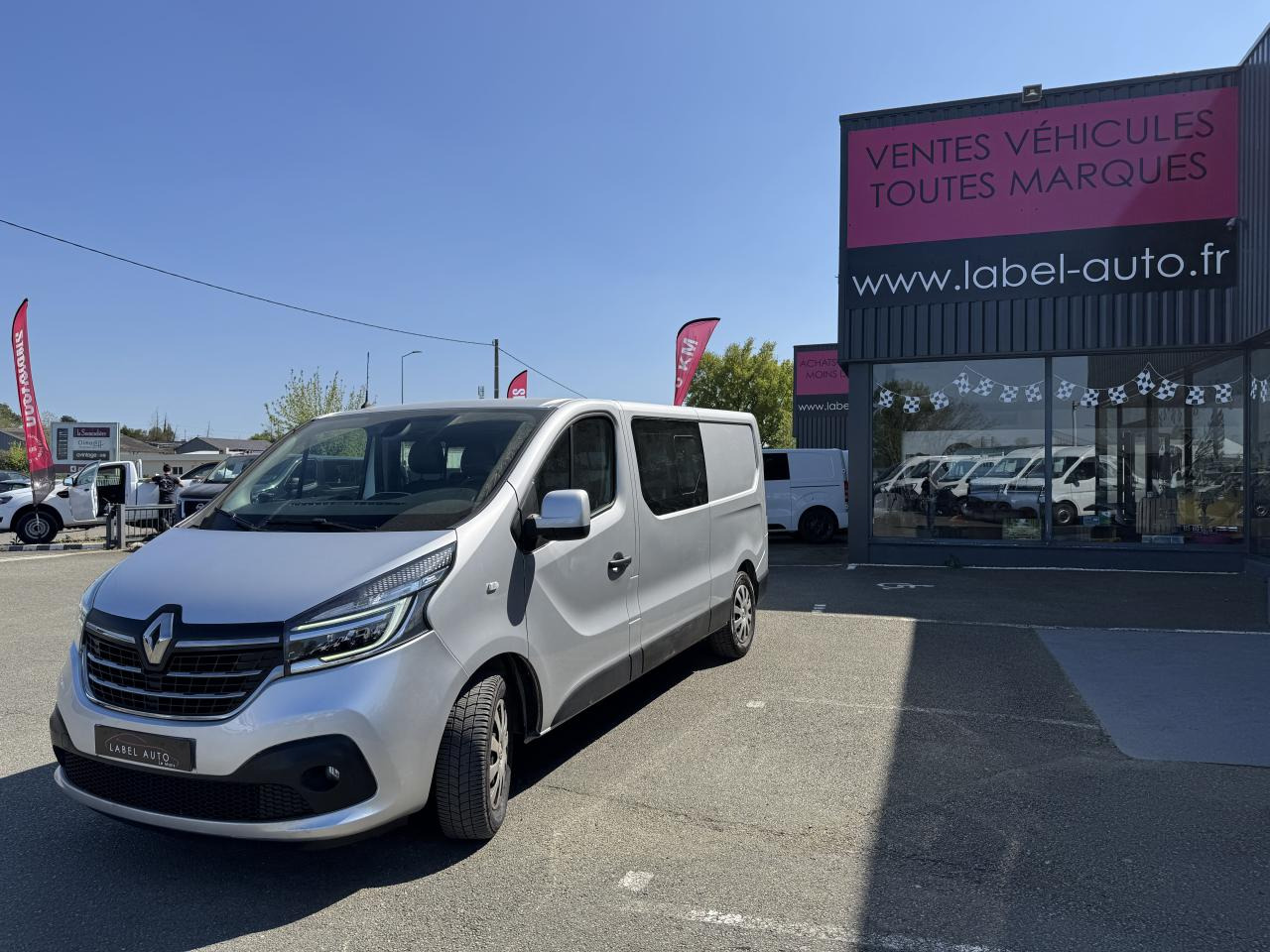 RENAULT trafic L2H1 2.0 DCI 145CH CABINE APPROFONDIE 6 PLACES CONFORT EDC - Furgon: foto 4 RENAULT trafic L2H1 2.0 DCI 145CH CABINE APPROFONDIE 6 PLACES CONFORT EDC - Furgon: foto 4