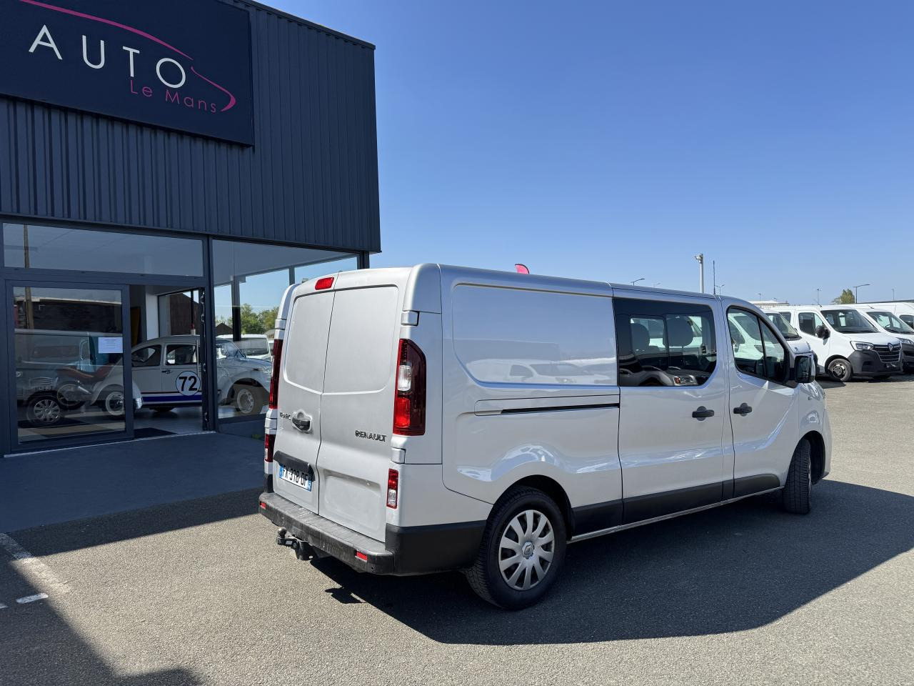 RENAULT trafic L2H1 2.0 DCI 145CH CABINE APPROFONDIE 6 PLACES CONFORT EDC - Furgon: foto 3 RENAULT trafic L2H1 2.0 DCI 145CH CABINE APPROFONDIE 6 PLACES CONFORT EDC - Furgon: foto 3