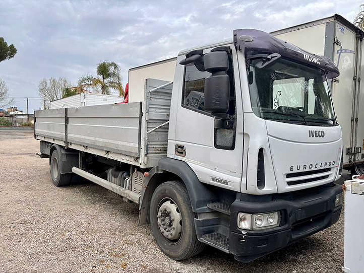 Iveco EUROCARGO 180E25 CASSONE FISSO - Kamion me karroceri të hapur: foto 1 Iveco EUROCARGO 180E25 CASSONE FISSO - Kamion me karroceri të hapur: foto 1
