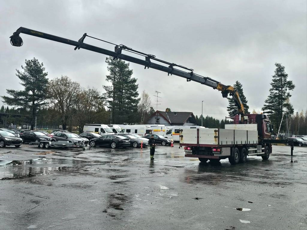 Mercedes-Benz Actros 2544  - Kamion me vinç: foto 4 Mercedes-Benz Actros 2544  - Kamion me vinç: foto 4