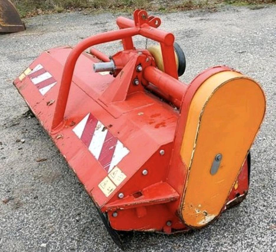 Dücker PMK21 2017 Frontmulchgerät Mulcher Mulchgerät Traktor - Trince: foto 4 Dücker PMK21 2017 Frontmulchgerät Mulcher Mulchgerät Traktor - Trince: foto 4