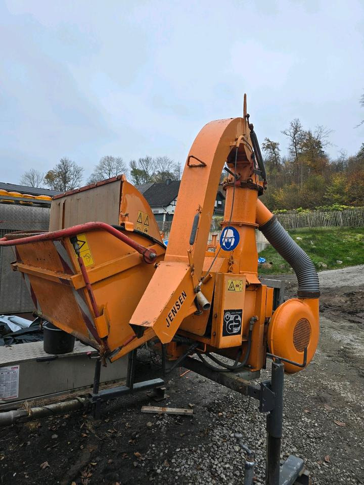 Jensen A328 Holhäcksler Holzhacker Holzschreder passend für Unimog 405 U 300 400 500 527 530 523 - Copëtuese druri: foto 4 Jensen A328 Holhäcksler Holzhacker Holzschreder passend für Unimog 405 U 300 400 500 527 530 523 - Copëtuese druri: foto 4