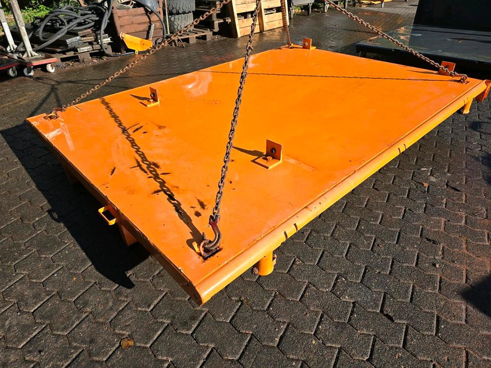 Lidner Unitrac 102 122 95 Pritsche Kipperspinne Kipperpritsche Kipperrahmen - Karroceri e kamionit vetëshkarkues: foto 1 Lidner Unitrac 102 122 95 Pritsche Kipperspinne Kipperpritsche Kipperrahmen - Karroceri e kamionit vetëshkarkues: foto 1