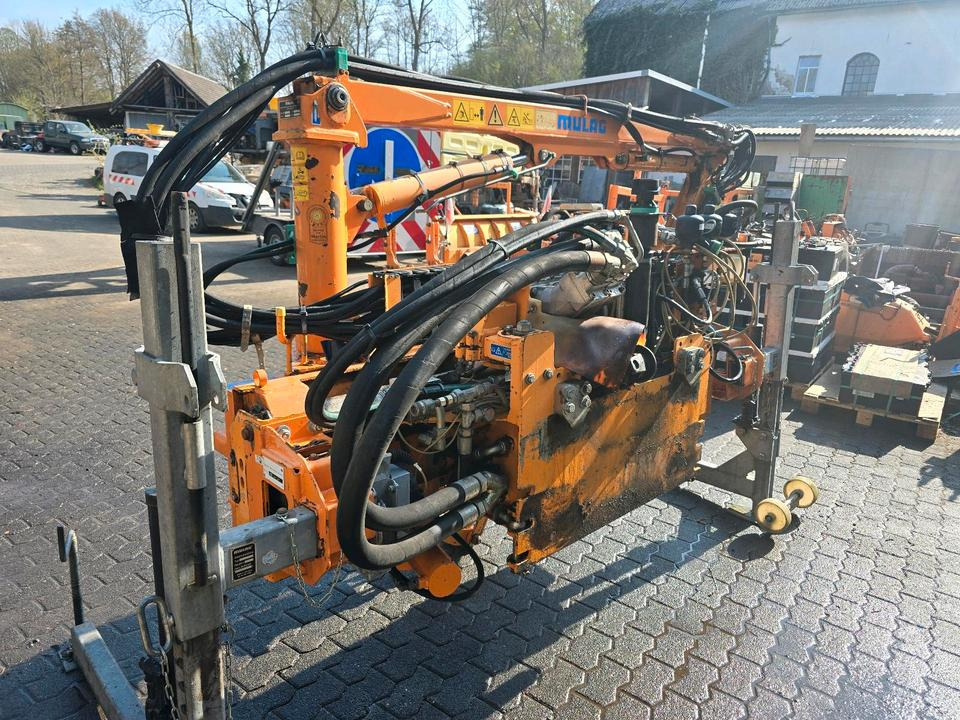 Mulag MKM 700 Böschungsmäher Böschungsmulcher Ausleger Auslegemulcher Unimog 405 427 430 U300 U 400 500 Mercedes-Benz Dücker DUA FME UNA - Trince me krahe: foto 3 Mulag MKM 700 Böschungsmäher Böschungsmulcher Ausleger Auslegemulcher Unimog 405 427 430 U300 U 400 500 Mercedes-Benz Dücker DUA FME UNA - Trince me krahe: foto 3
