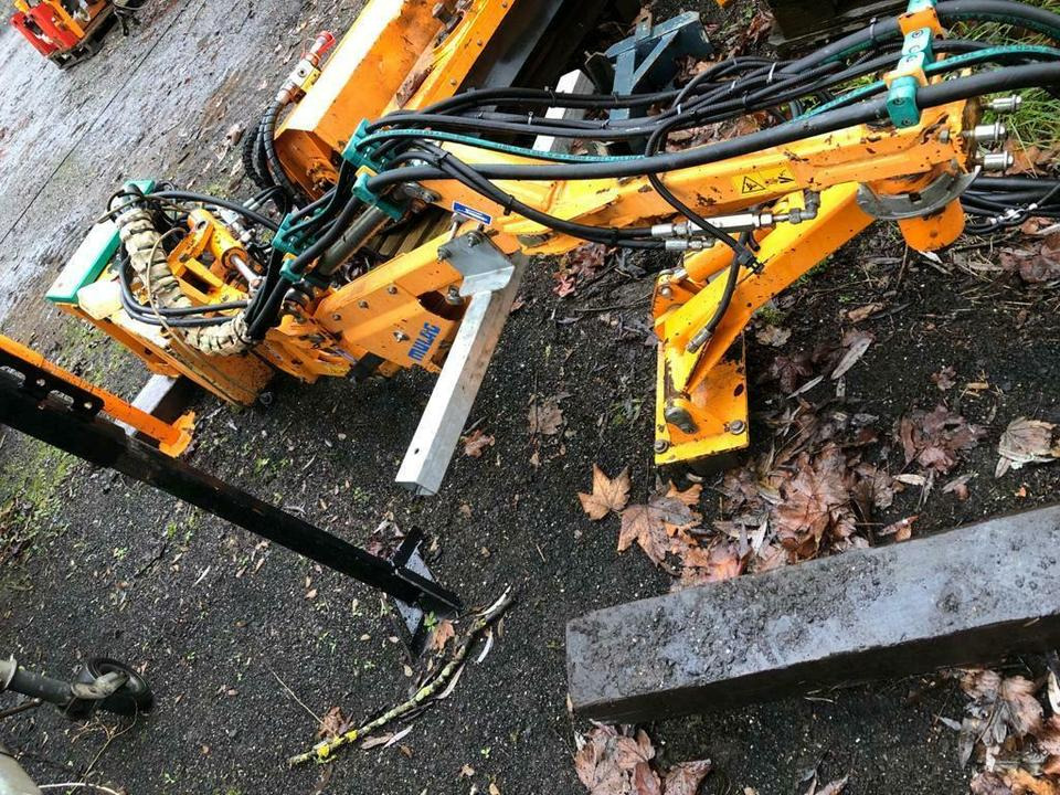 Mulag MRK 300 Randstreifenmäher Böschungsmulcher Mähausleger MKM - Trince me spostim anësor: foto 1 Mulag MRK 300 Randstreifenmäher Böschungsmulcher Mähausleger MKM - Trince me spostim anësor: foto 1