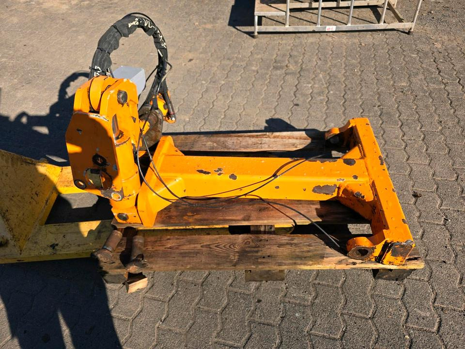 Mulag TR Torsionsrahmen Unimog 405 U300 300 U 400 500 Mercedes-Benz Böschungsmäher Böschungsmulcher Mähausleger FME 600 700 MKM FMK - Trince me krahe: foto 2 Mulag TR Torsionsrahmen Unimog 405 U300 300 U 400 500 Mercedes-Benz Böschungsmäher Böschungsmulcher Mähausleger FME 600 700 MKM FMK - Trince me krahe: foto 2