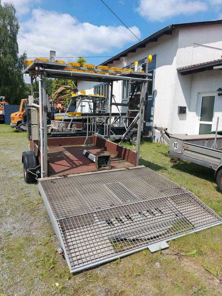 Rimorkio LED Nissen A3 Verkehrssicherungsanhänger Absperrtafel  vz 616 615: foto 6