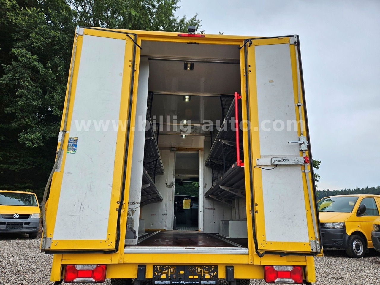 Iveco Daily 1.Hand*EU4* Regale Integralkoffer DHL POST - Kamion shpërndarës: foto 5 Iveco Daily 1.Hand*EU4* Regale Integralkoffer DHL POST - Kamion shpërndarës: foto 5
