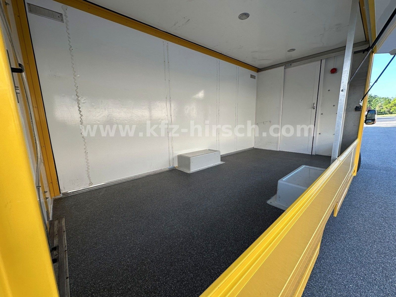 Iveco Daily Luftfederung Foodtruck Imbisswagen Verkauf - Kamion shpërndarës: foto 4 Iveco Daily Luftfederung Foodtruck Imbisswagen Verkauf - Kamion shpërndarës: foto 4