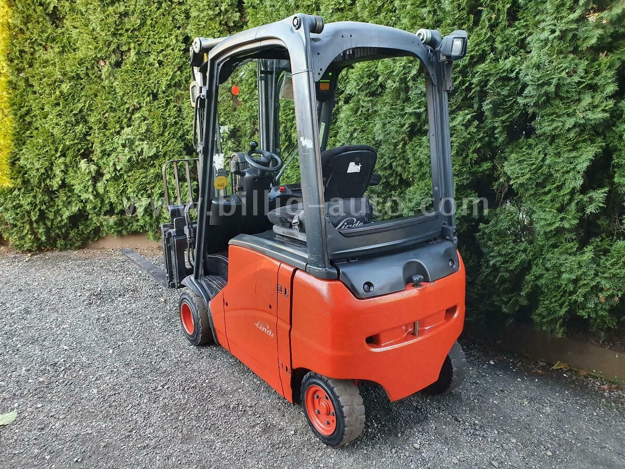 Linde E18 PH 4-Rad Seitenschieber*Zinkenverstellung* - Pirun elektrik: foto 4 Linde E18 PH 4-Rad Seitenschieber*Zinkenverstellung* - Pirun elektrik: foto 4