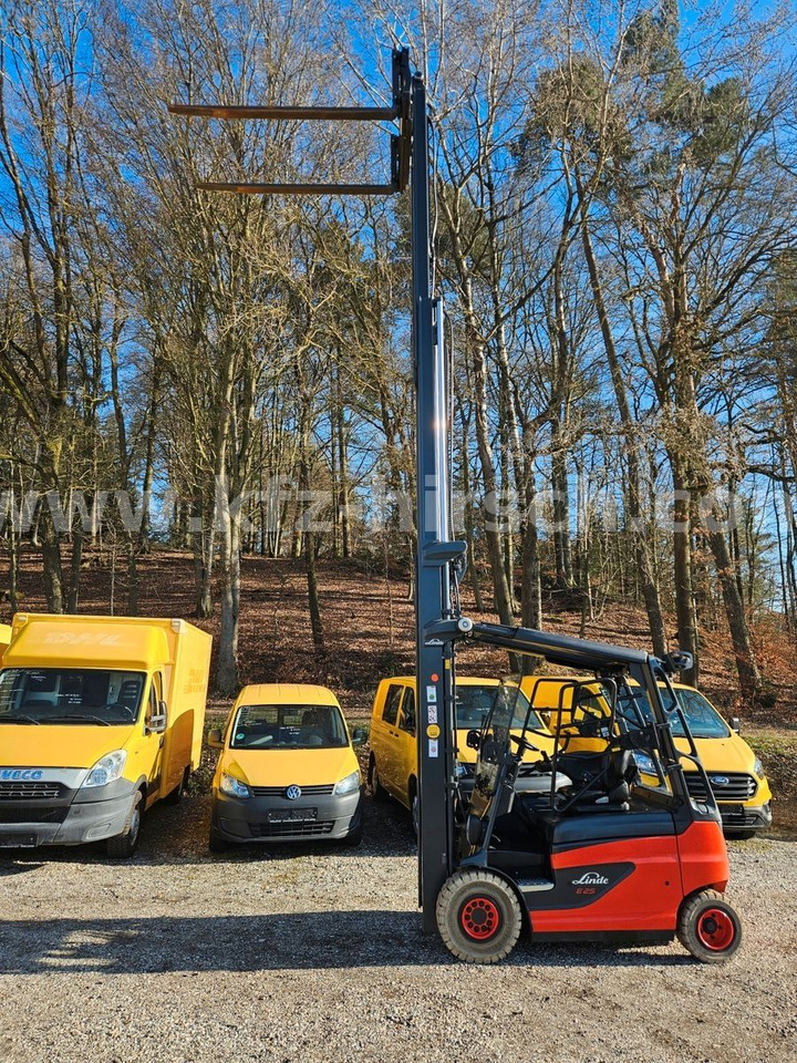 Linde E25 R Roadster , 6.880mm Hubhöhe, StVZO hydr. Zi - Pirun elektrik: foto 1 Linde E25 R Roadster , 6.880mm Hubhöhe, StVZO hydr. Zi - Pirun elektrik: foto 1