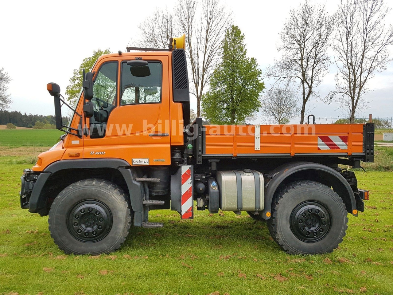 Unimog U400 405/12*HYDROSTAT*VARIOPILOT*Euro4*Kipper - Kamion vetëshkarkues: foto 5 Unimog U400 405/12*HYDROSTAT*VARIOPILOT*Euro4*Kipper - Kamion vetëshkarkues: foto 5