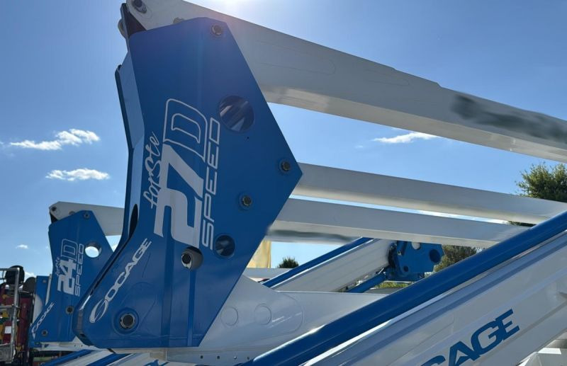 Iveco 35S14 podnośnik koszowy 27 m Socage ForSte 27D SPEED - Platformë ajrore e montuar në kamion: foto 4 Iveco 35S14 podnośnik koszowy 27 m Socage ForSte 27D SPEED - Platformë ajrore e montuar në kamion: foto 4