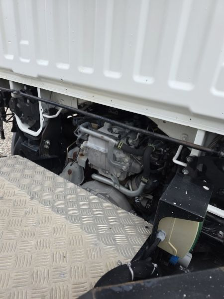 Nissan Cabstar NT400 podnośnik koszowy Palfinger P240 A Smart - Platformë ajrore e montuar në kamion: foto 4 Nissan Cabstar NT400 podnośnik koszowy Palfinger P240 A Smart - Platformë ajrore e montuar në kamion: foto 4