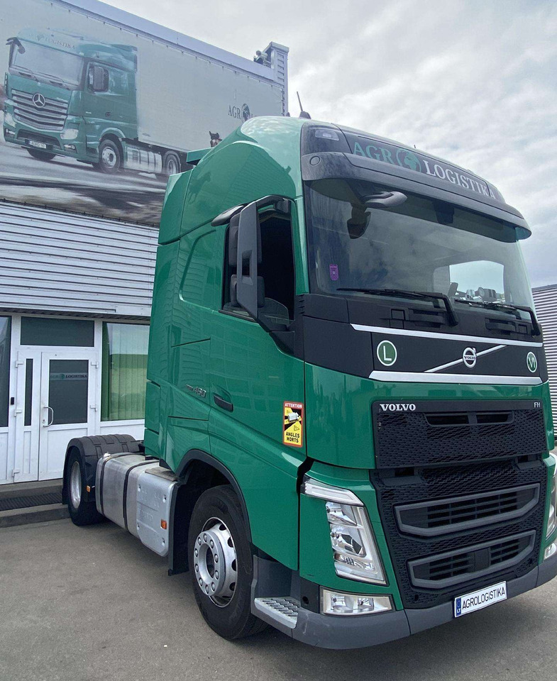 Volvo FH460 - Gjysmë-kamion: foto 2 Volvo FH460 - Gjysmë-kamion: foto 2